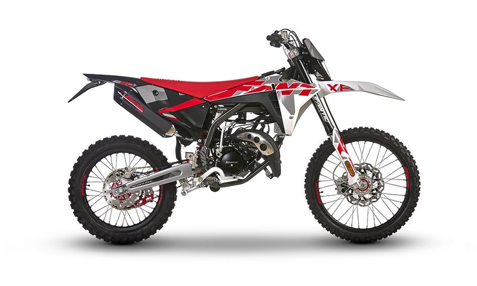[M25-ES50P-WH-EU] XE 50 ENDURO 2T PERF EU5+ WHITE-RED