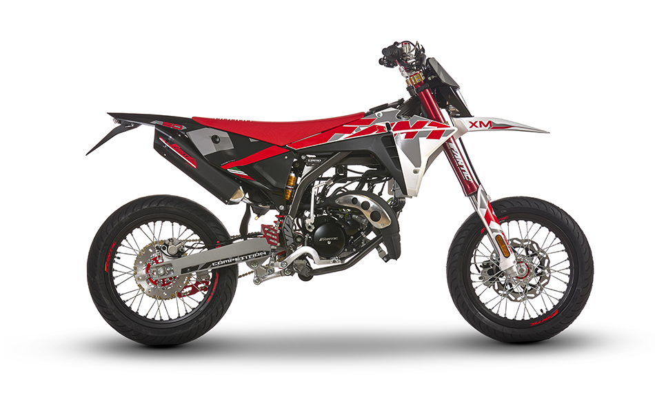 XM 50 MOTARD COMP EU5+ WHITE-RED